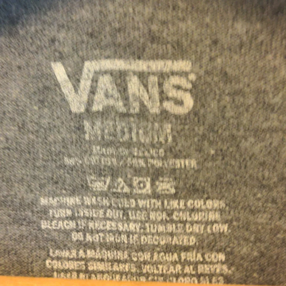 Vans Men's Size M Off The Wall Short Sleeve Graphic T Shirt - Picture 5 of 12